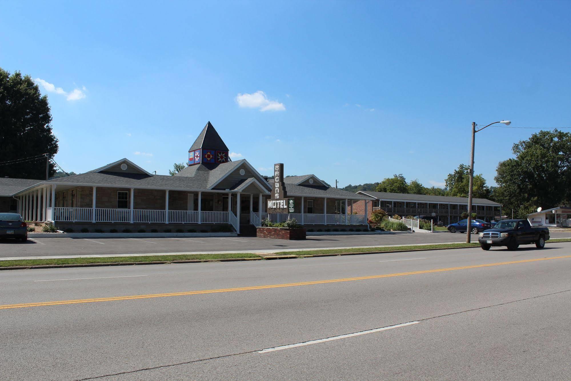 Brown'S Motel Aberdeen Екстериор снимка