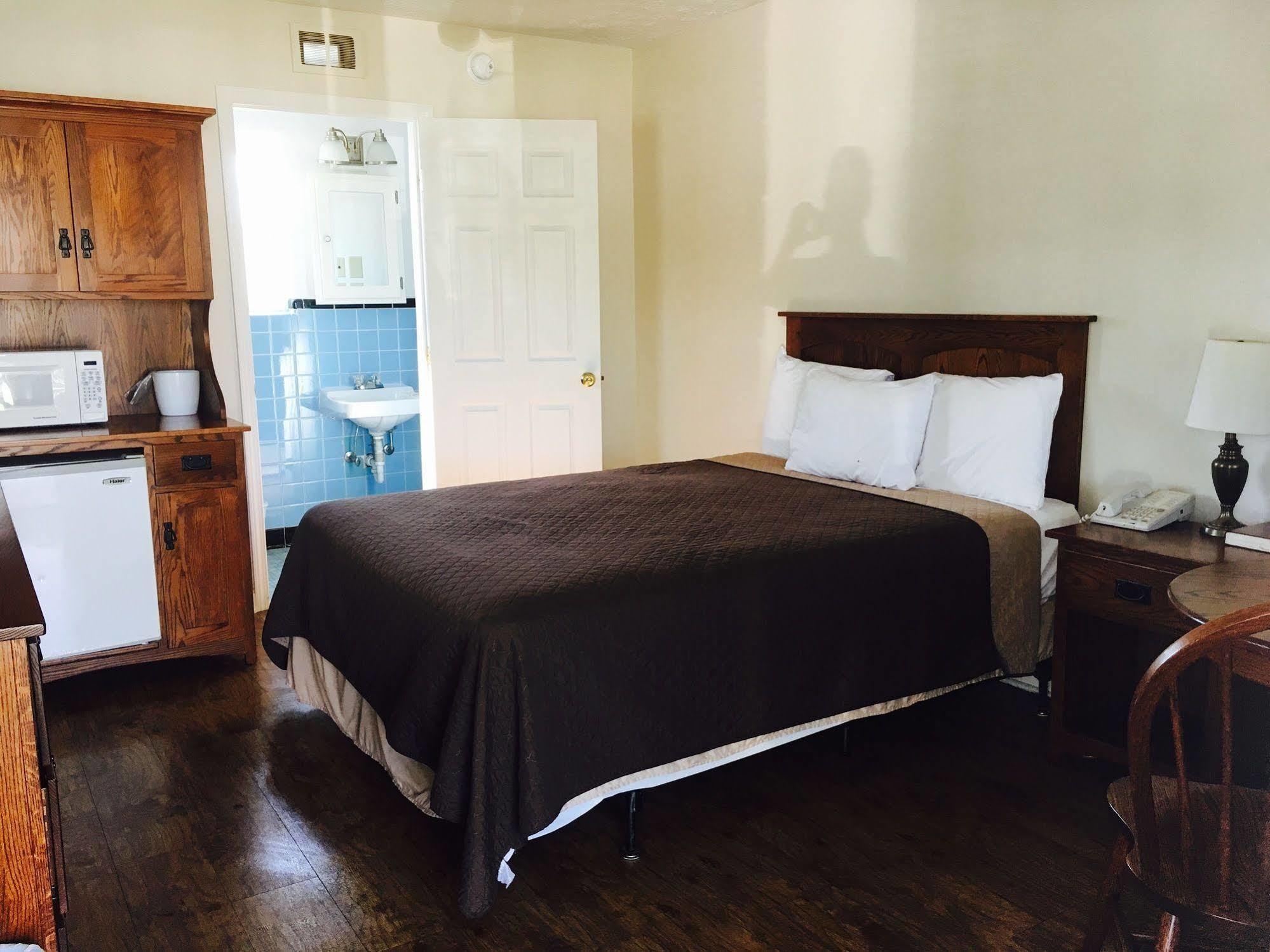Brown'S Motel Aberdeen Екстериор снимка